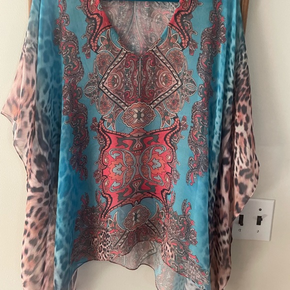 Lotta Stenson overlay/poncho - Picture 4 of 4